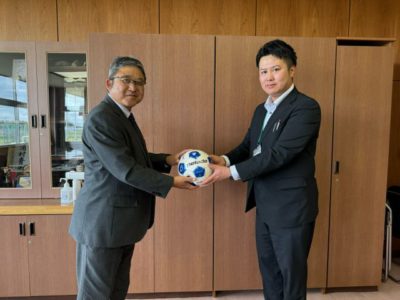 マイナビ仙台レディースから、ボールを寄贈いただきました！